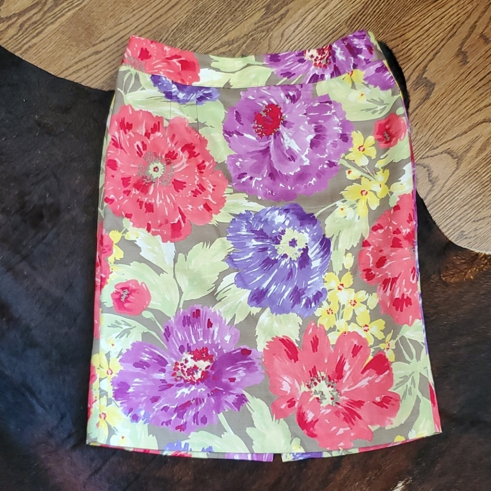 BR floral skirt